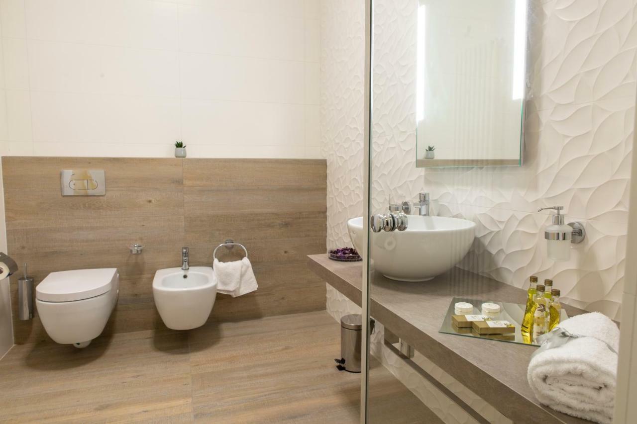 Aurum Suites Pescara Eksteriør bilde