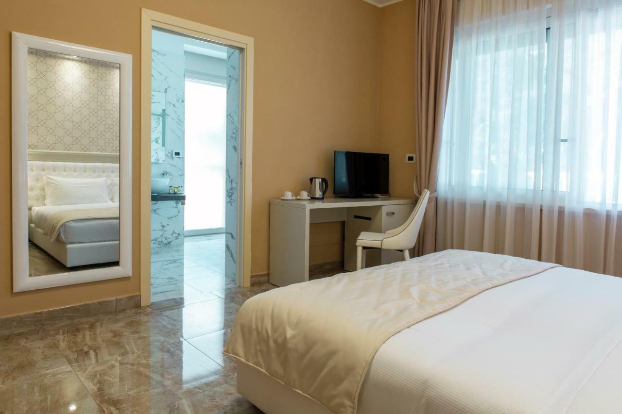 Aurum Suites Pescara Eksteriør bilde