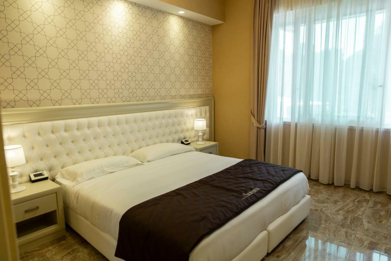 Aurum Suites Pescara Eksteriør bilde