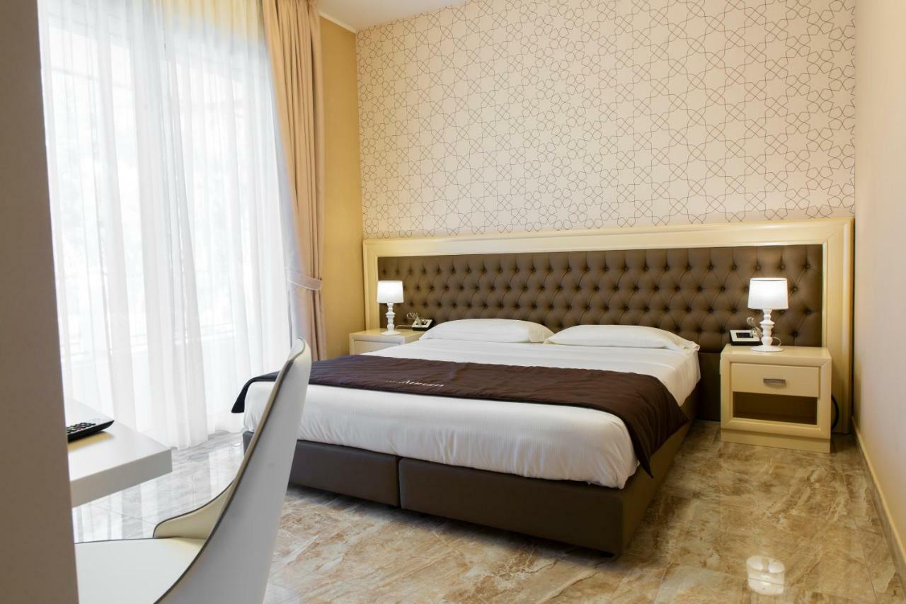 Aurum Suites Pescara Eksteriør bilde
