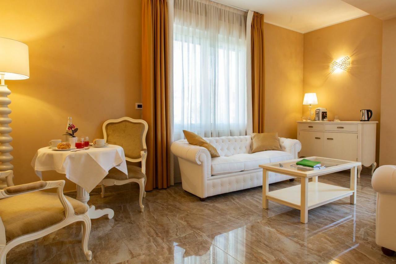 Aurum Suites Pescara Eksteriør bilde