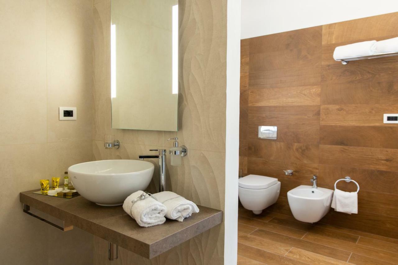 Aurum Suites Pescara Eksteriør bilde